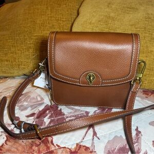 NWT Fossil Ainsley SM Crossbody Brown***SOLD****